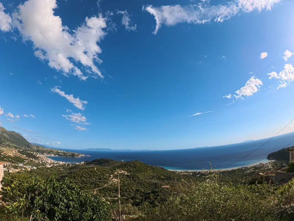 Himara castle spile, is himara worth visiting