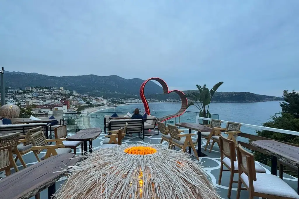 Locca Rooftop Himare, photo 3