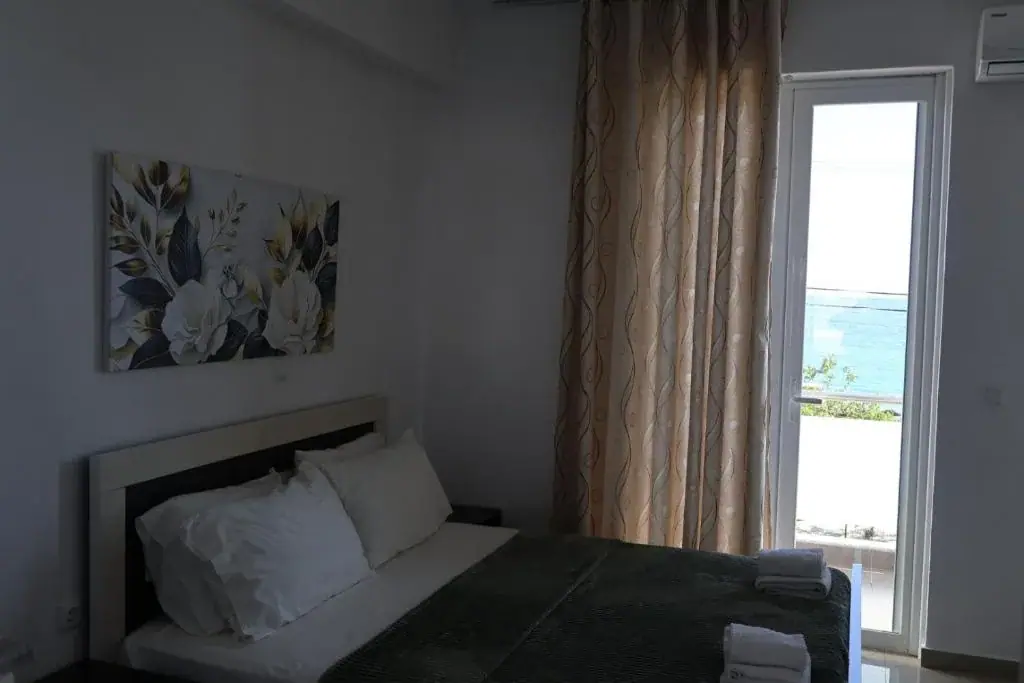 Deluxe Triple Room with Sea View at Hotel Corali