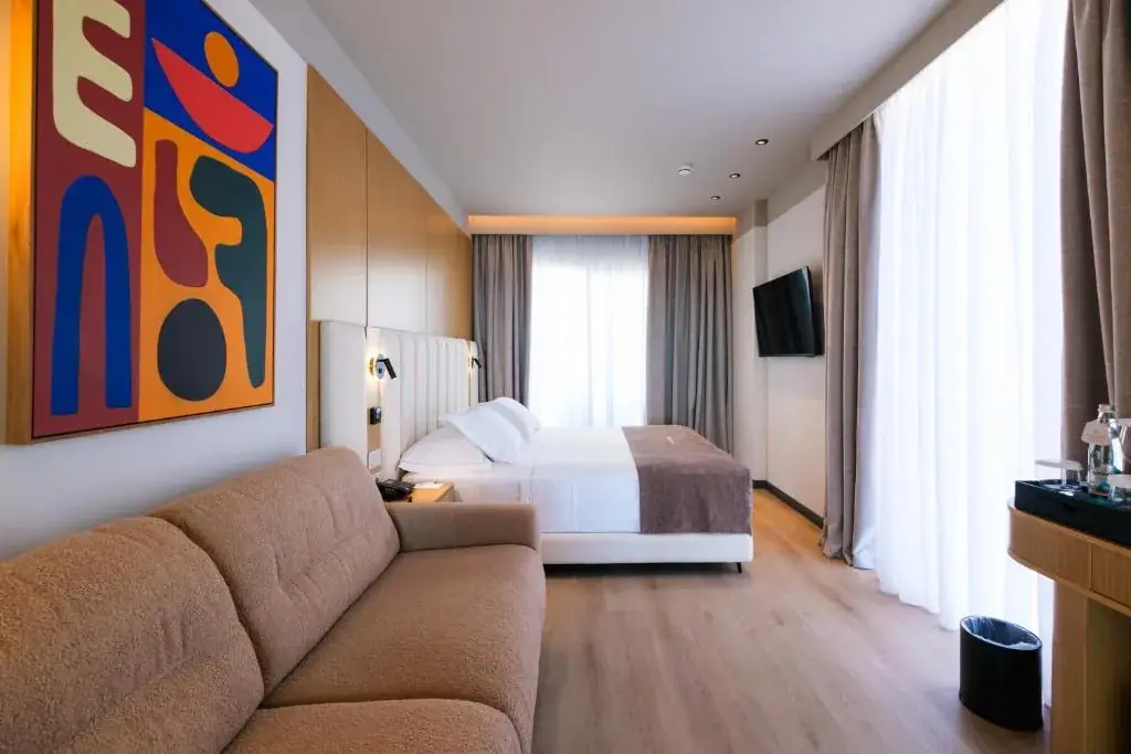 Junior Suite with bath tub at Saint Nicolas Hotel