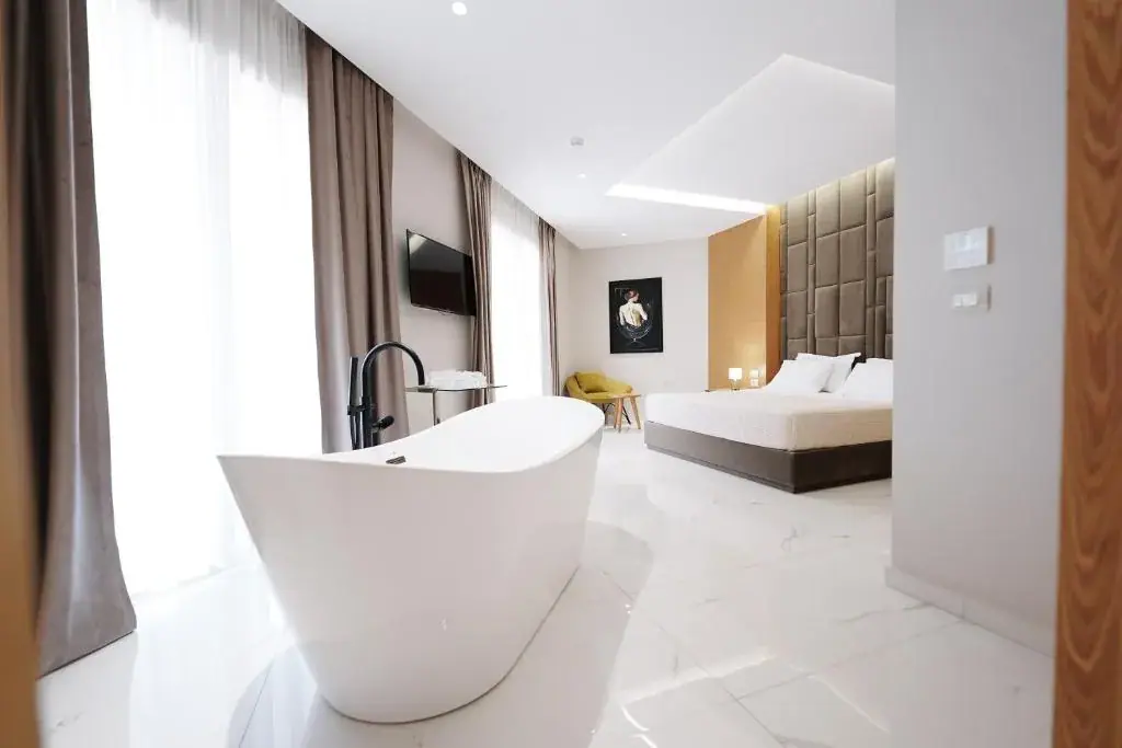 Deluxe Suite with Sea View at Sea View Hotel