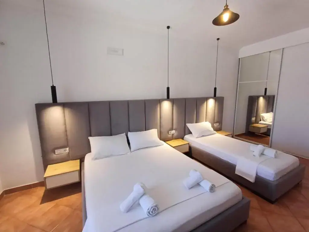 Deluxe Triple Room at Velco BB Himara