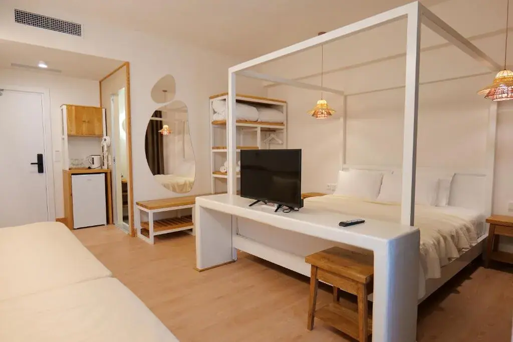 Alex & Sofi Hotel — view 3