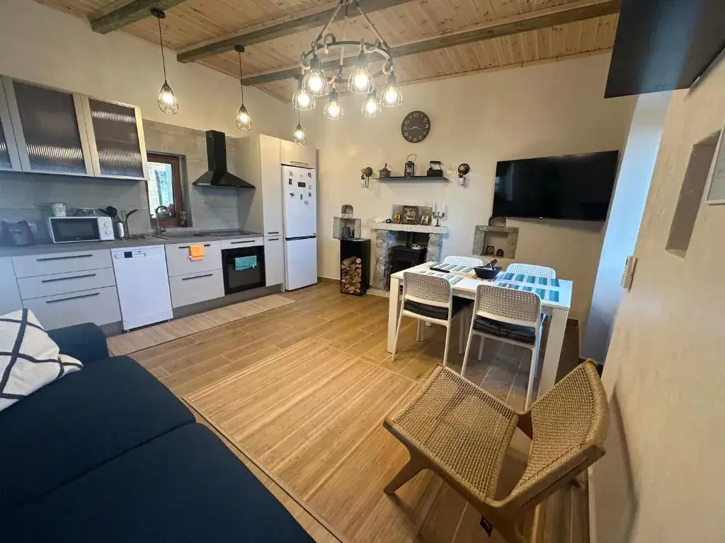 Ana & Angelo House Vuno Himarë — view 2