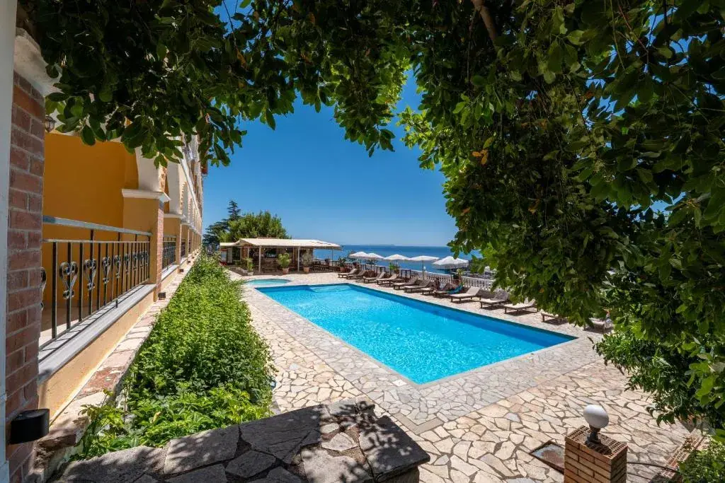 Apart Hotel Alex in Himara, Albania