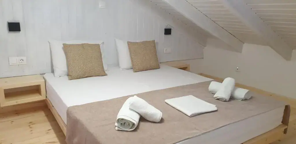 Apart-Hotel Llazari — view 5