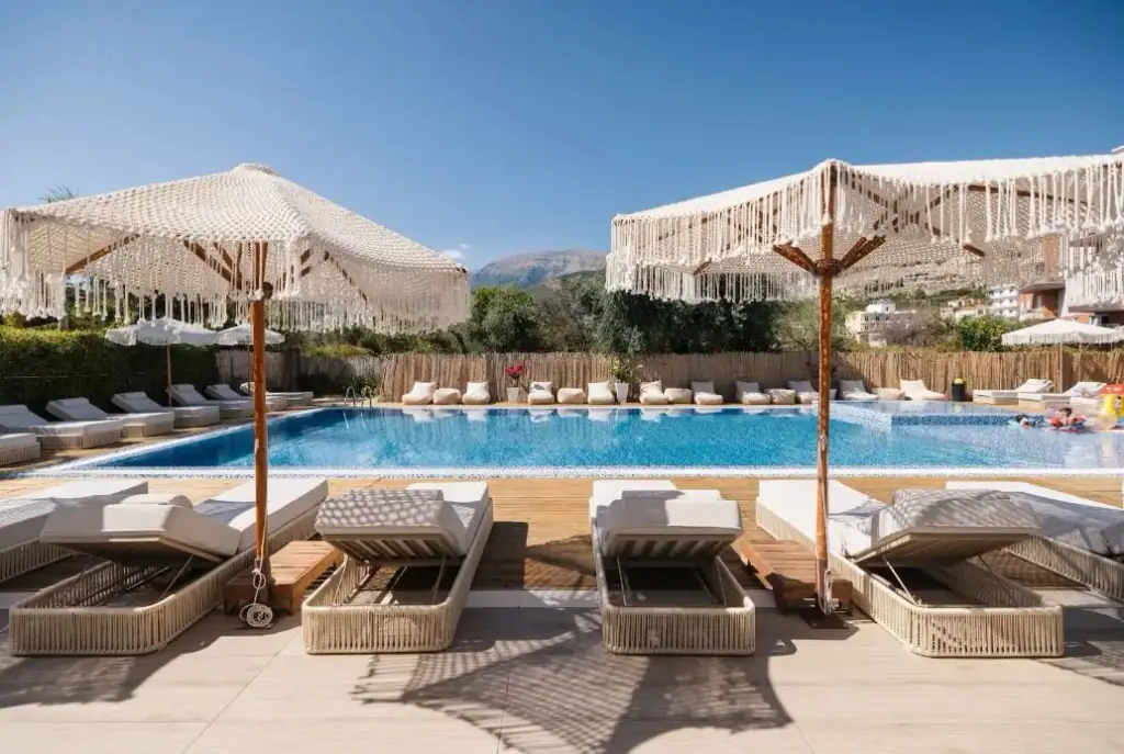 Chimaera Hotel — view 5