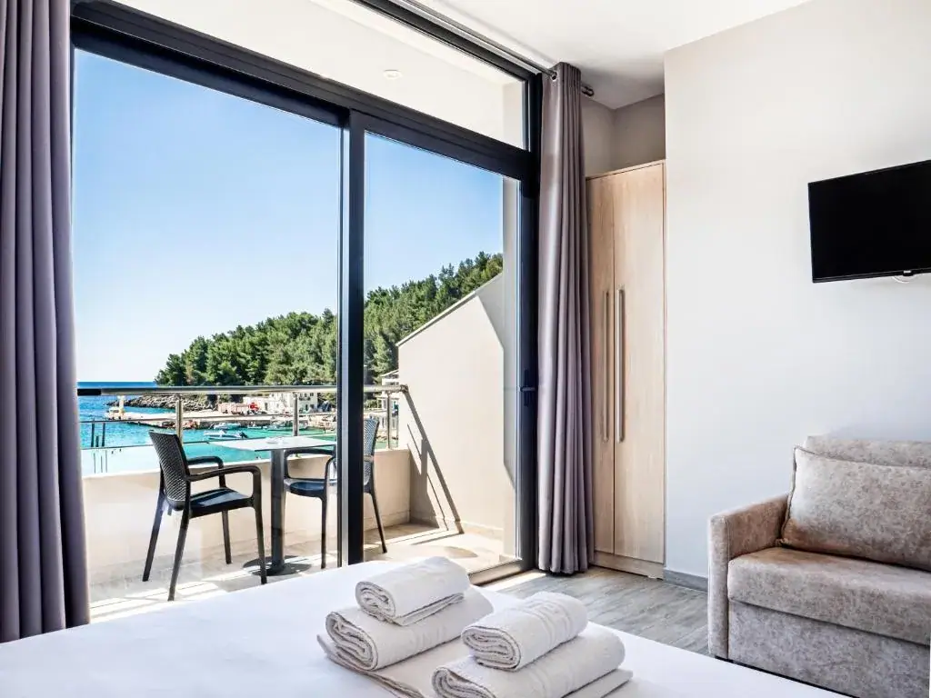 Endless Blue Himara — view 2