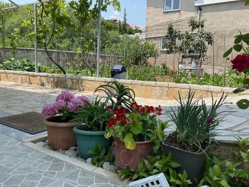 Garden Holiday Studios in Himara, Albania