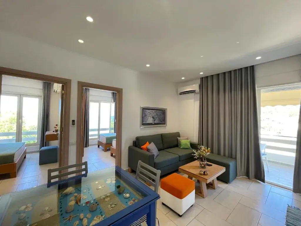 George Apartments — view 3