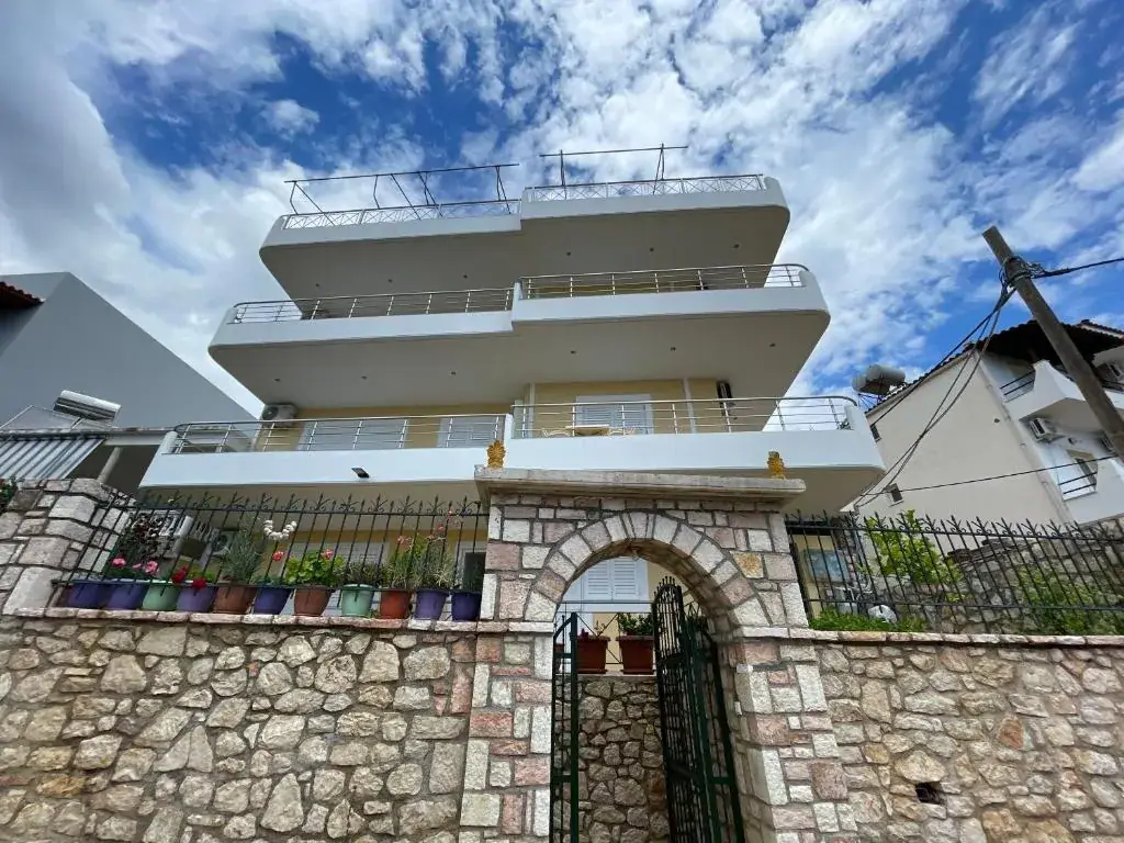 Horizon View Rooms in Himara, Albania