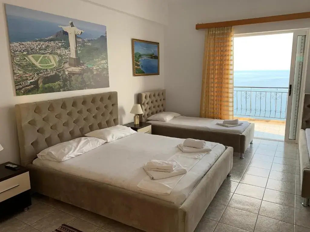 Hotel Odhisea Qeparo — view 2