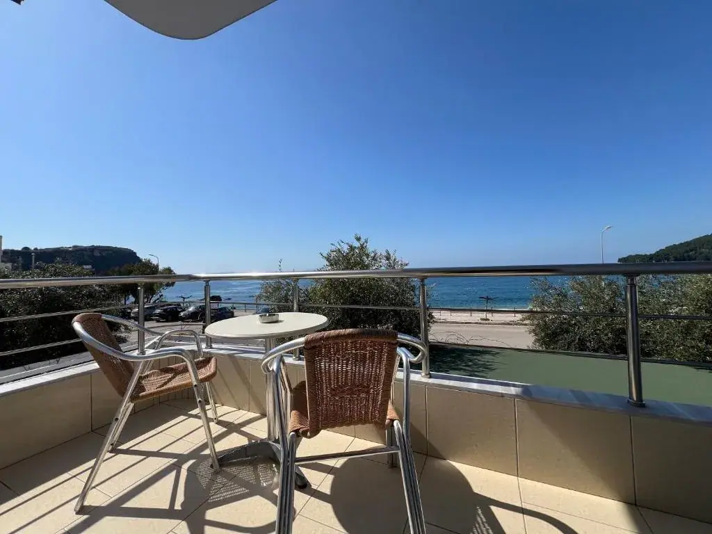 Hotel Prinos — view 2