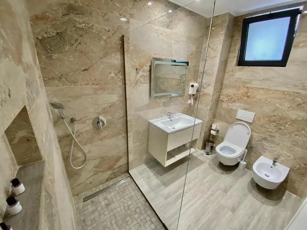 Hotel Qeparo — view 2