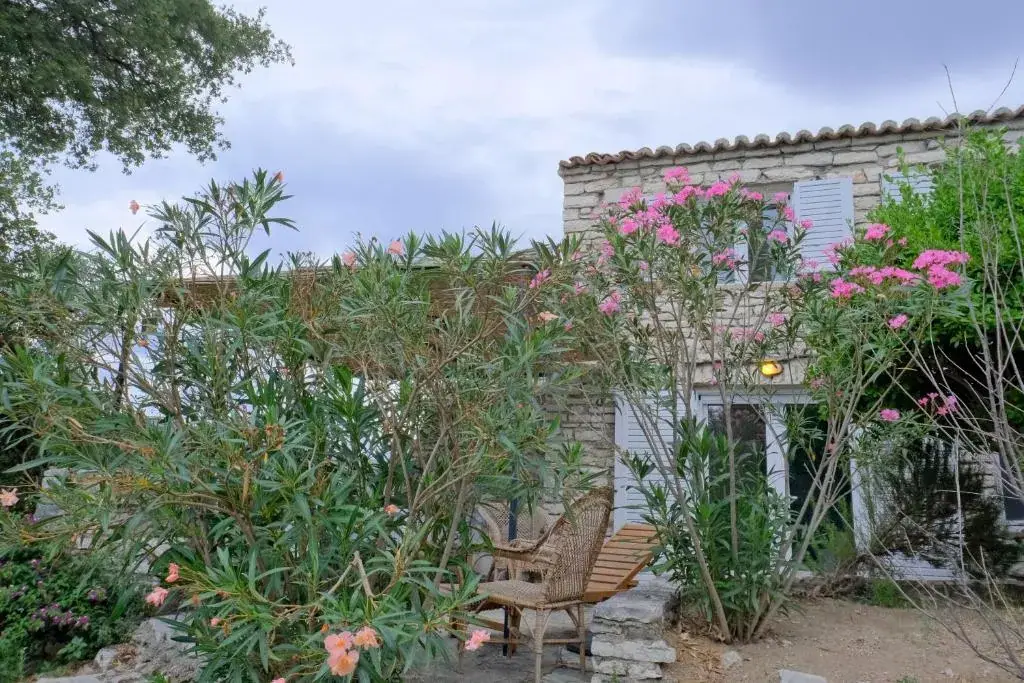 Les Villas de Qeparo in Himara, Albania