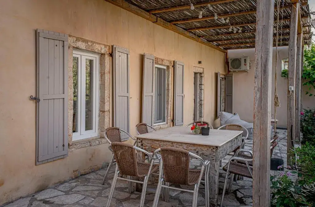 Militiko Residence — view 2