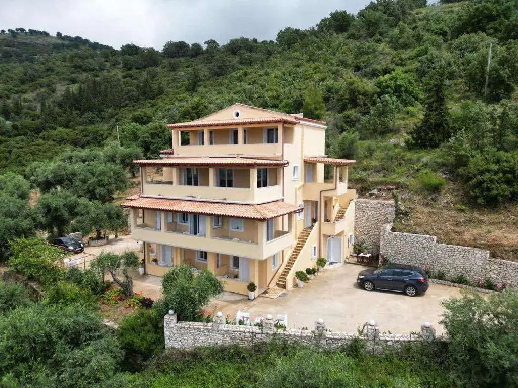 Nefeli's Apartment in Himara, Albania