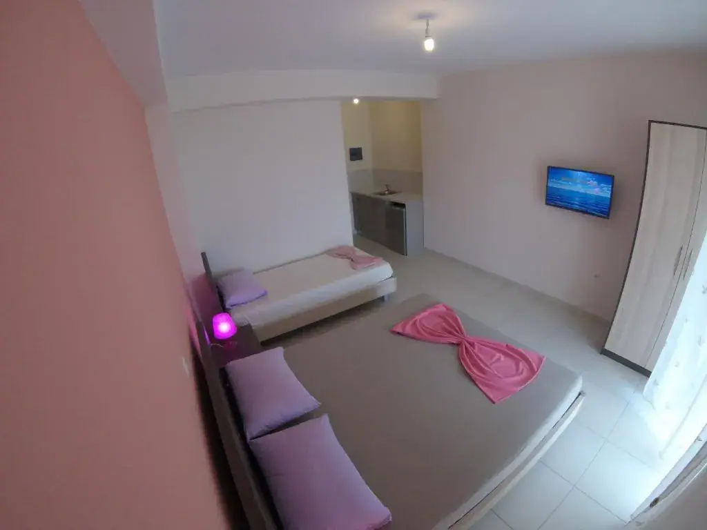 Riviera Rooms — view 5