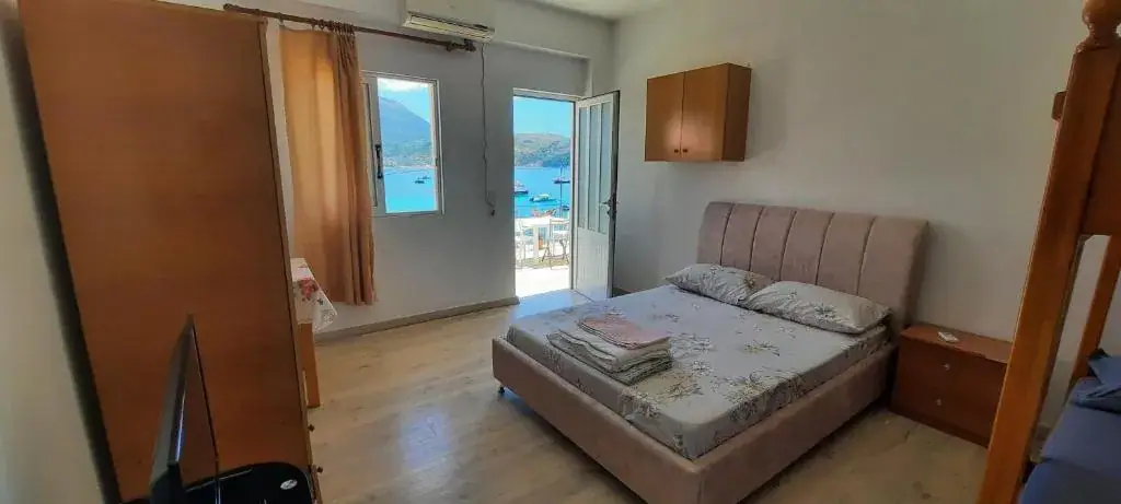 Rooms by the Sea — view 5