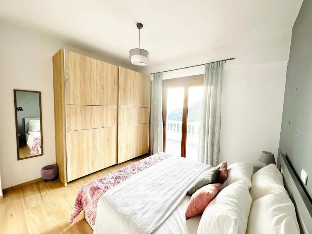 Sweet Home Himara — view 3