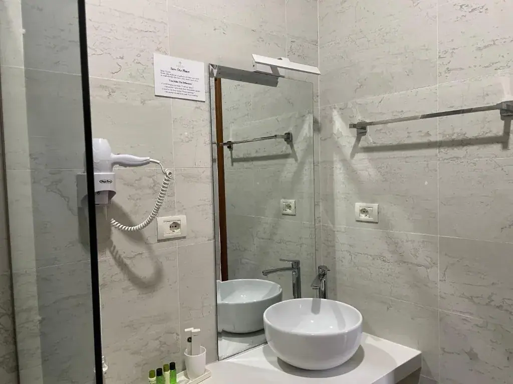 Valta Hotel — view 4