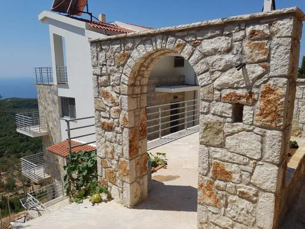 Vila Tatjana — view 2