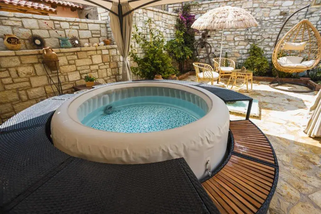 Villa Porta Qeparo in Himara, Albania