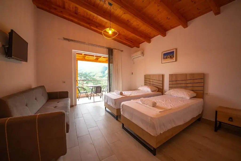 Villa Rondo — view 4