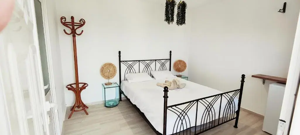 Villa Tato: Horizon Haven with Panoramic Sea Views — view 3