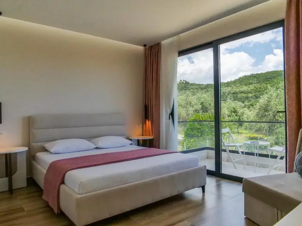 Villa Tonia Livadh Himare — view 2