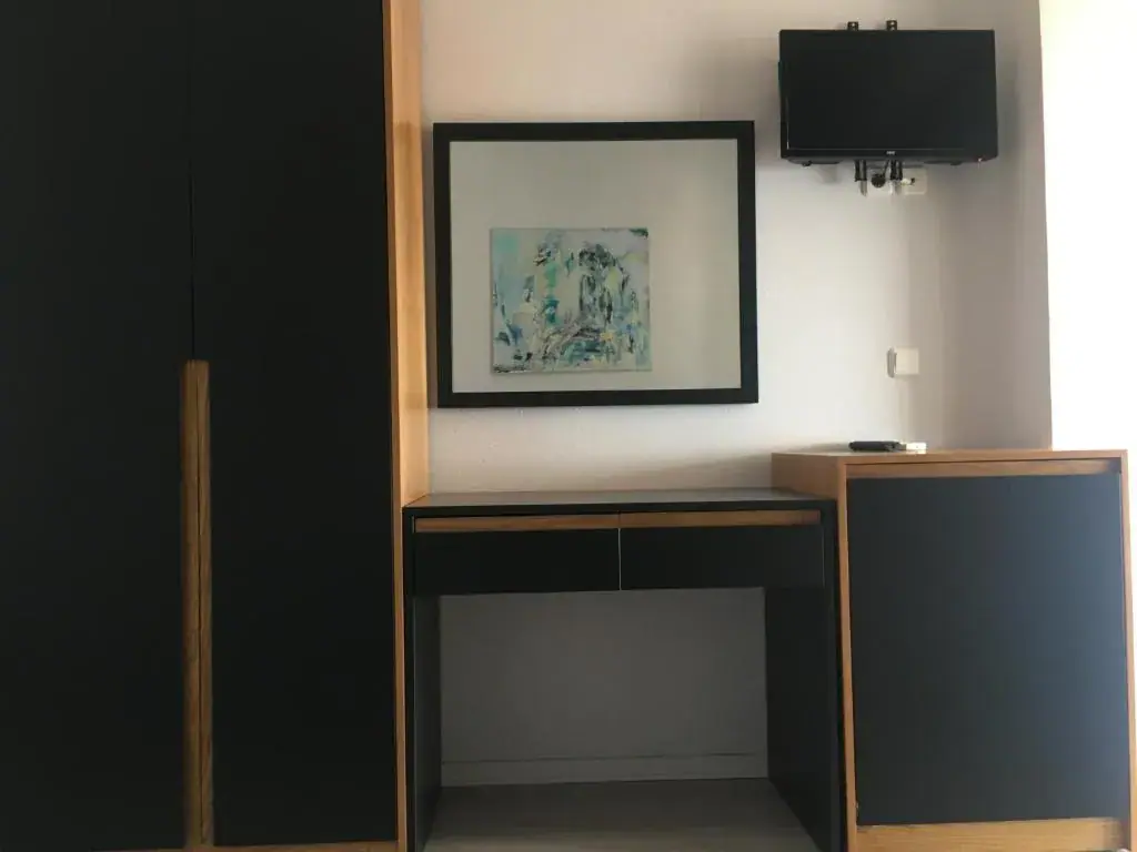 IRINI Boutique Rooms — view 4