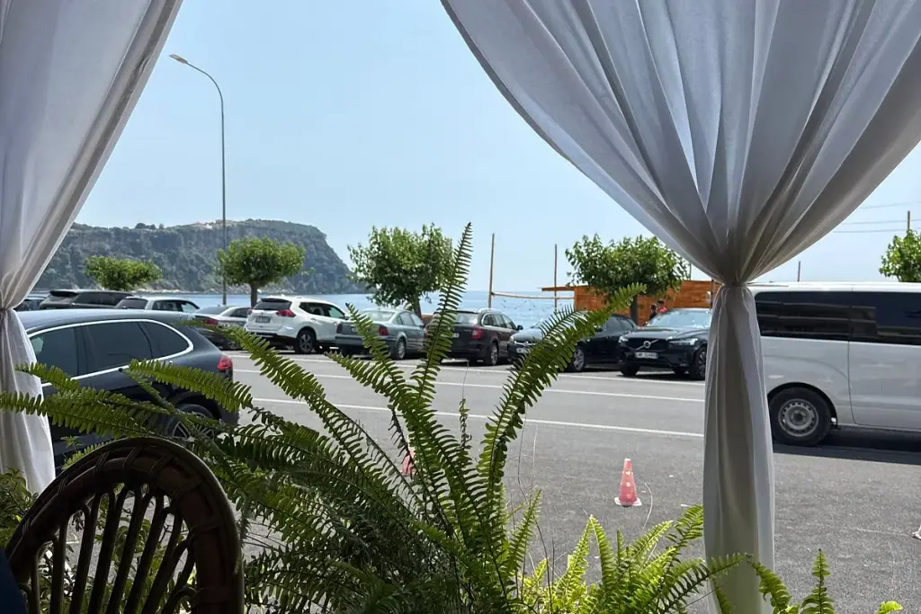 LaMer Restaurant, photo 2