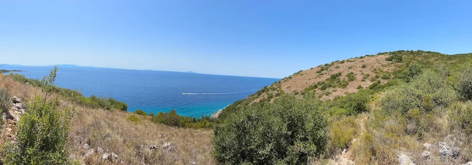 The coastline above Crystal Beach with open sea beyond