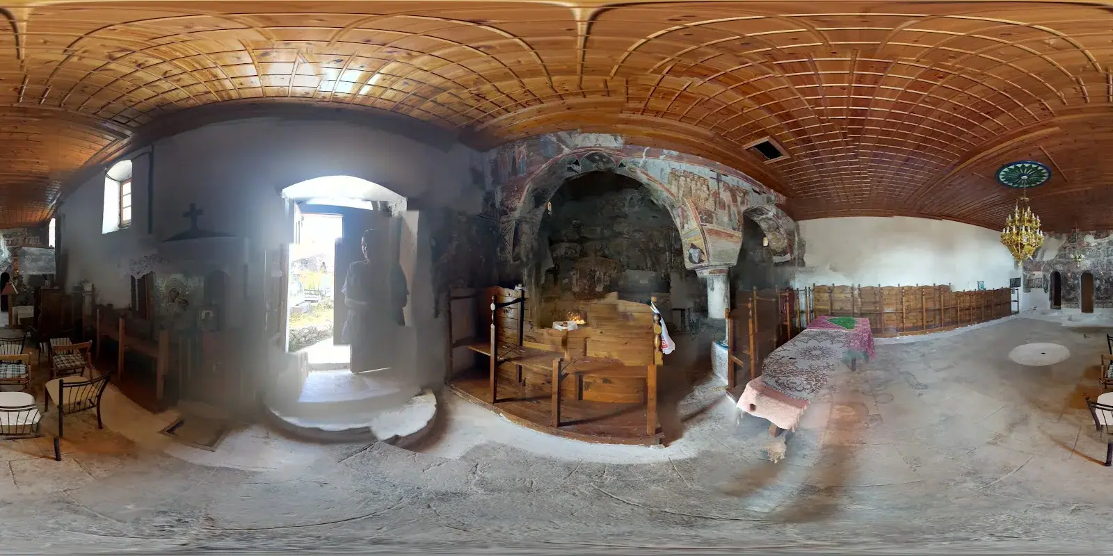 Celdas monásticas que se conservan alrededor de Panagia Drymadon