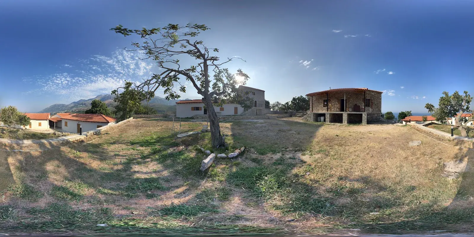 Panoramablick über die Küste vom Kloster Saint Theodore Richtung Gjipe Beach