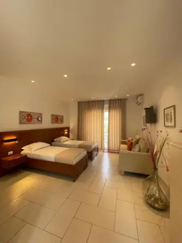 Apartment with Sea View at George Apartments
