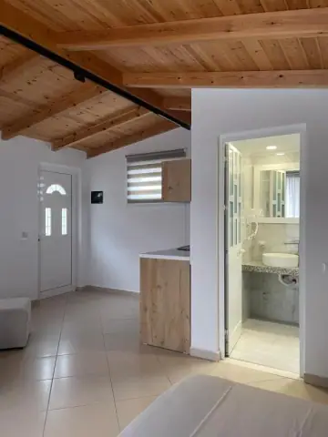 Family Room at Qeparo Napolon Complex