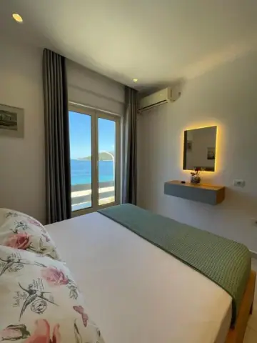 George Apartments — view 5