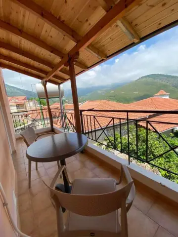 GKOROS HOUSE OLD TOWN in Himara, Albania