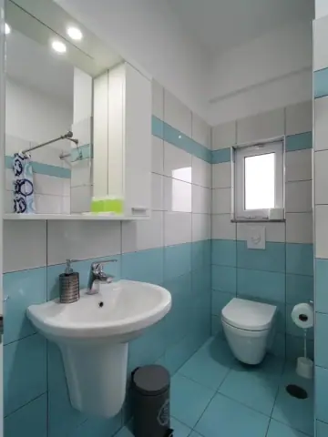 Himara Royal Hotel — view 3