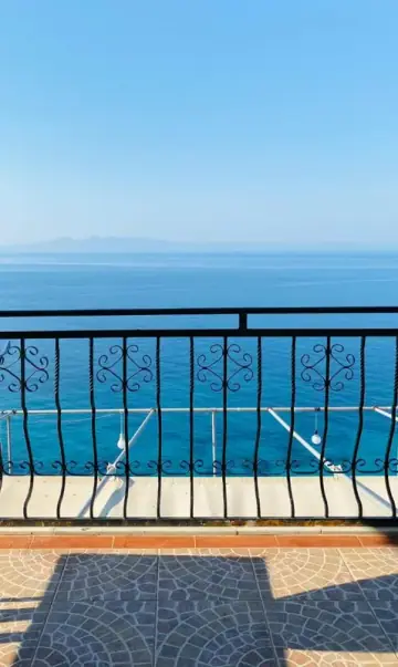 Hotel Odhisea Qeparo — view 3