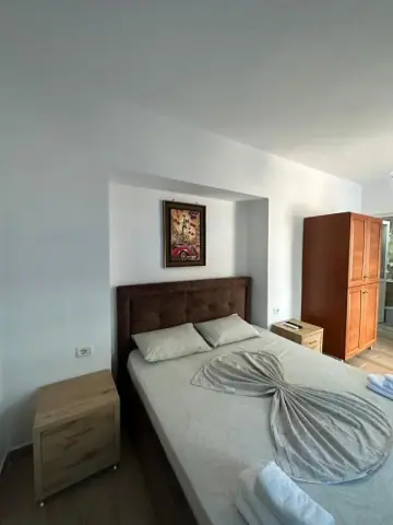 Jona Rooms — view 5