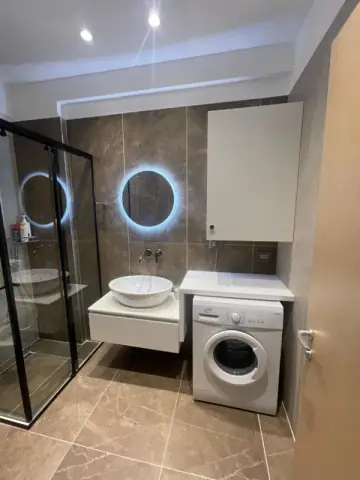 Sea Apartments Himare — view 3