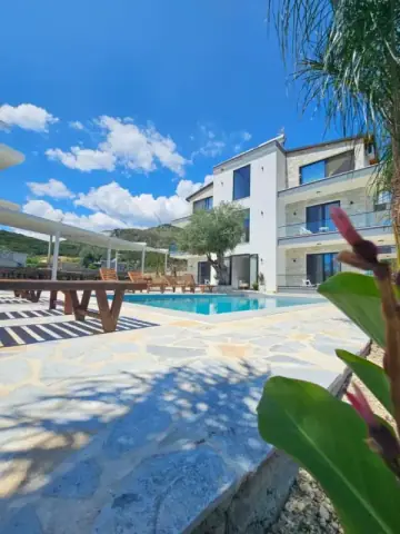 Villa Livadh — view 2