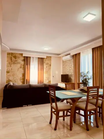 Villa Merkuri — view 3