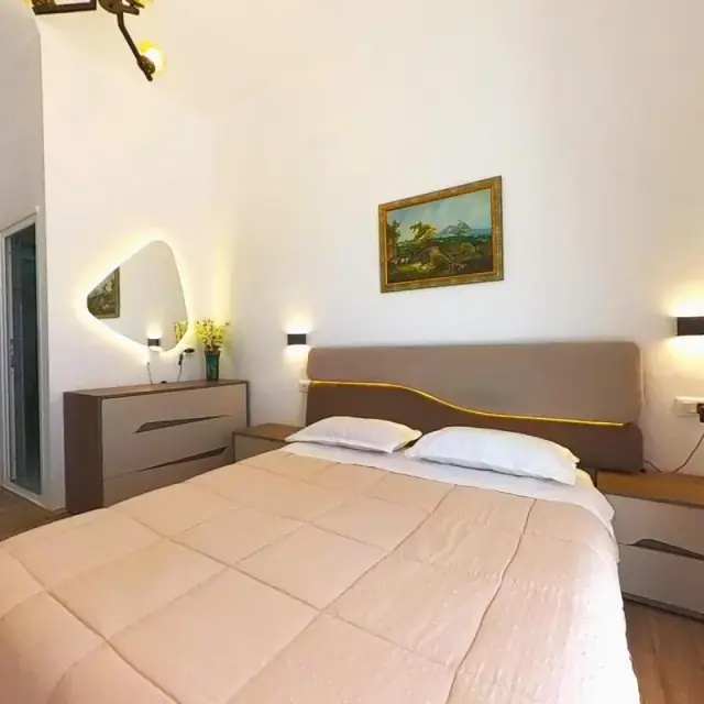 Mateo Hostel — view 3