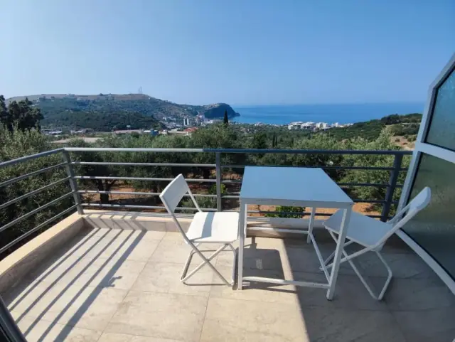 Penelope & Michael Rooms — view 2