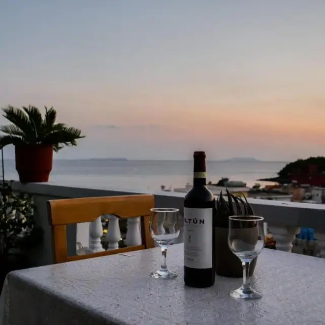 Sea Breeze Rooms — view 5