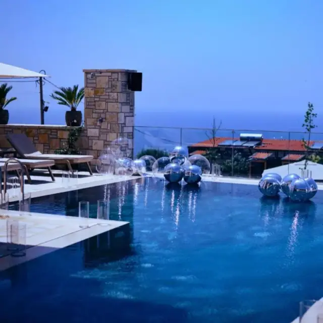 Vila Infinity - Luxury Rooms — view 2