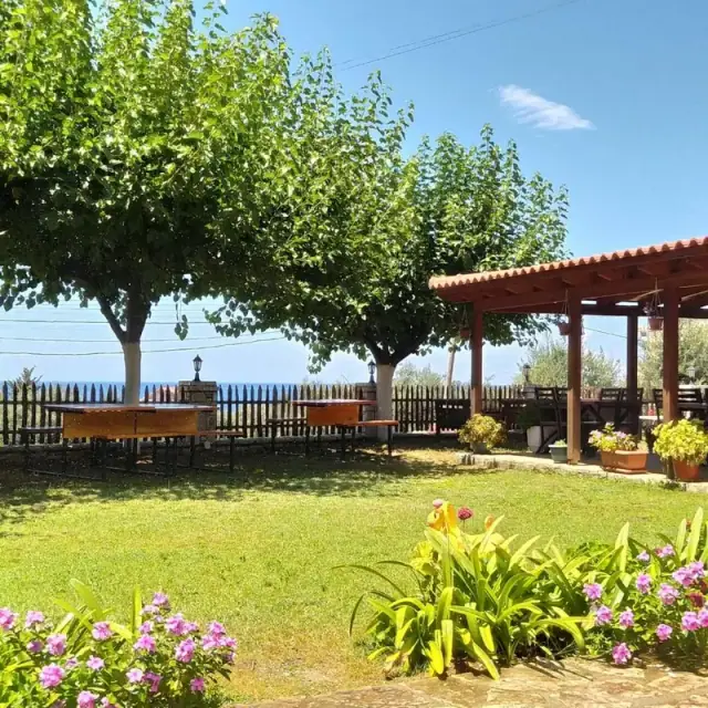 Agrotourism Himara — view 3